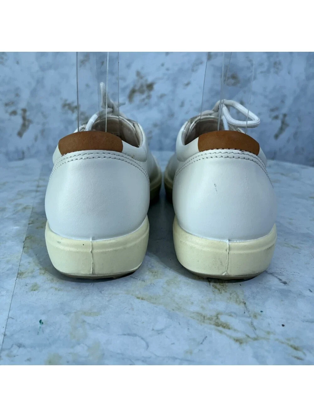 Ecco upper lace